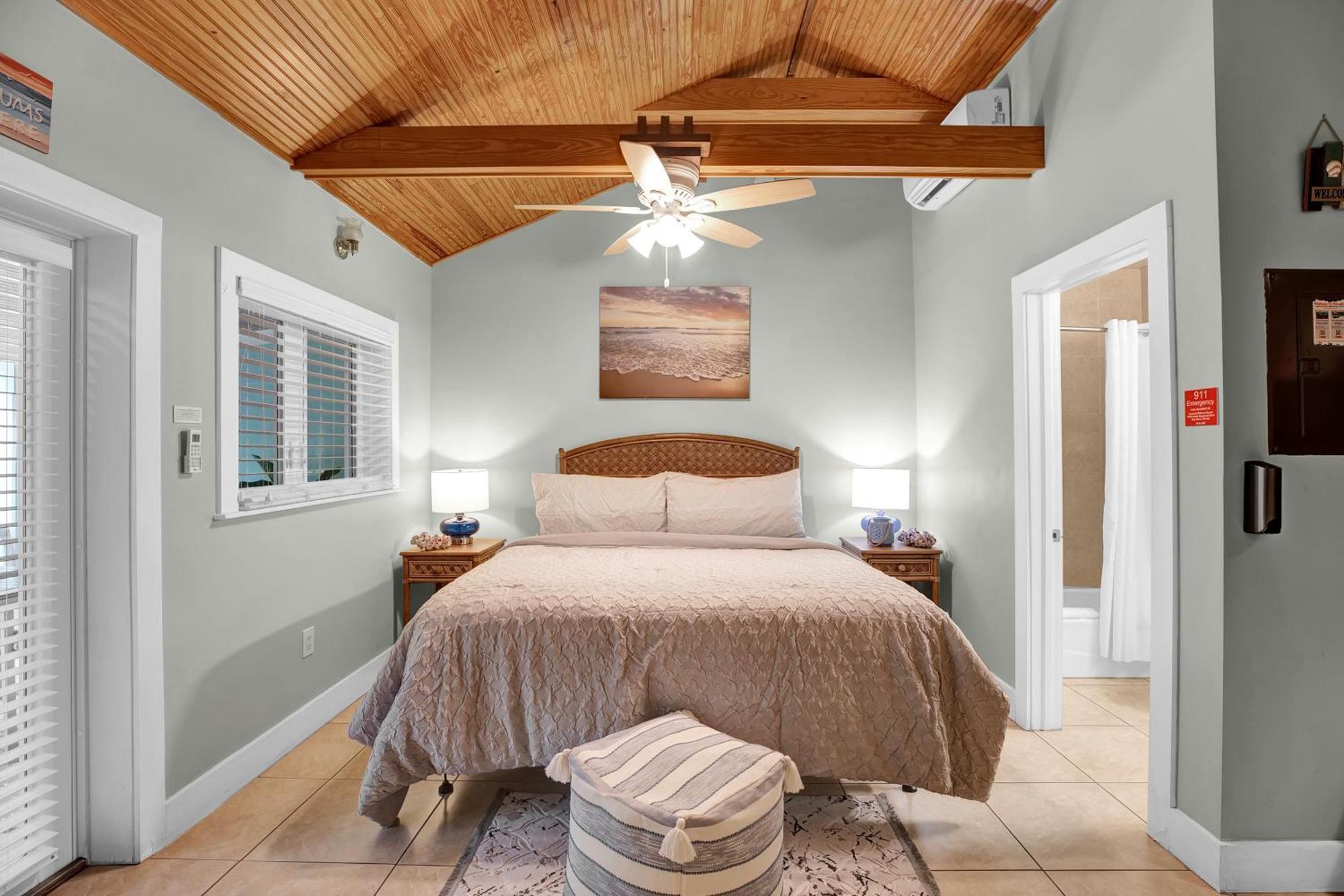 Coconut Mallory Resort And Marina Key West Bagian luar foto