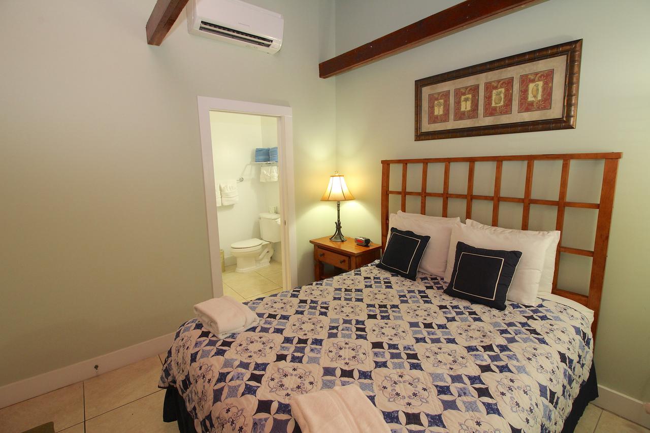 Coconut Mallory Resort And Marina Key West Bagian luar foto